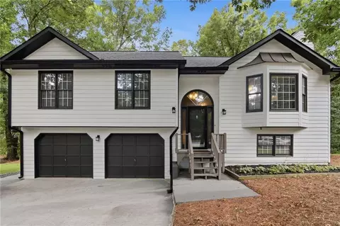 23 W Ridge Dr SE, Cartersville, GA 30121