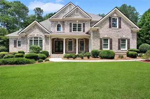 1020 Cranbrook Glen Ln, Snellville, GA 30078