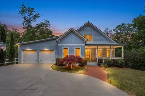 5046 Ab Mckinzey Ln, Flowery Branch, GA 30542