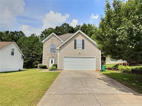 3050 Highland Park Ln, Lithonia, GA 30038