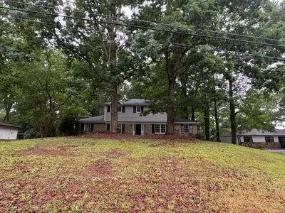 1337 Cotton Creek Dr, Lawrenceville, GA 30045