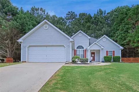 167 Towler Shoals Dr, Loganville, GA 30052