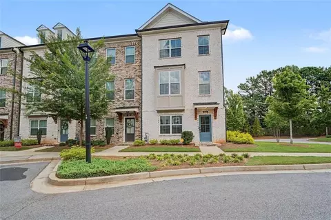 847 Angora Aly, Scottdale, GA 30079