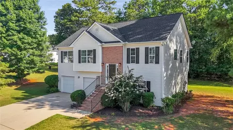 435 Fieldstone Ln, Covington, GA 30016 photo 2