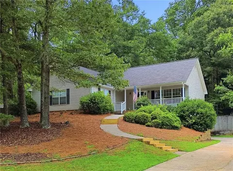 5295 Harris Creek Dr, Cumming, GA 30040