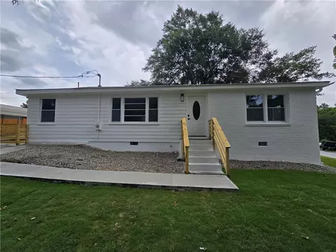760 Seminole Pl, Marietta, GA 30062