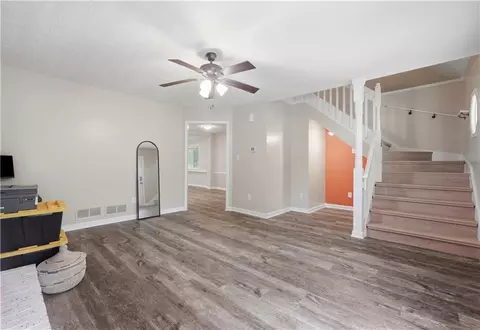 135 Dunwick Ln, Mcdonough, GA 30253 photo 4