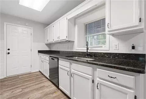 135 Dunwick Ln, Mcdonough, GA 30253 photo 7
