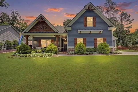 102 Bear Dr, Waleska, GA 30183
