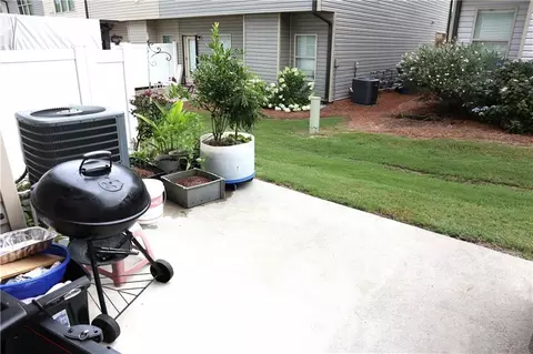 Exterior - 1740 Snapping Ct, Winder, GA 30680 photo 5 of 5
