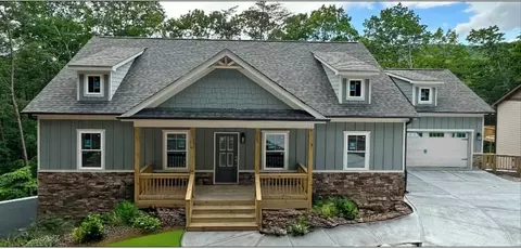 138 Lakewood Dr, Waleska, GA 30183