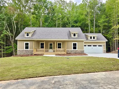 138 Lakewood Dr, Waleska, GA 30183