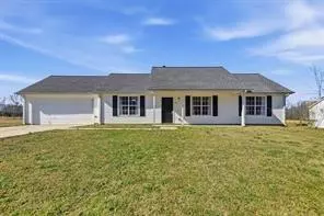 133 Carols Ln, Locust Grove, GA 30248