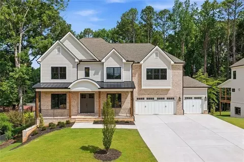 1976 Highgrove Ct, Atlanta, GA 30345