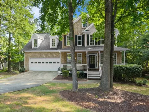 7620 Paces Ln, Gainesville, GA 30506 photo 1