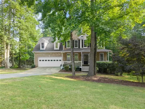 7620 Paces Ln, Gainesville, GA 30506 photo 6