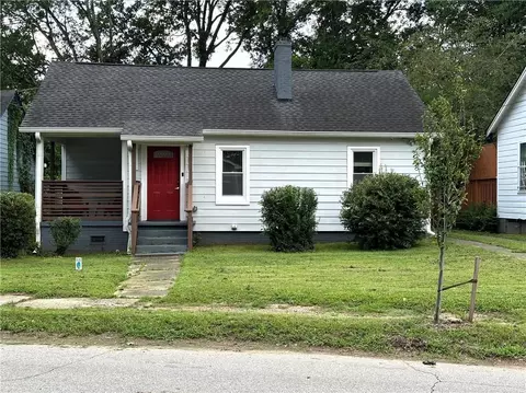 1082 Mayson Turner Rd NW, Atlanta, GA 30314