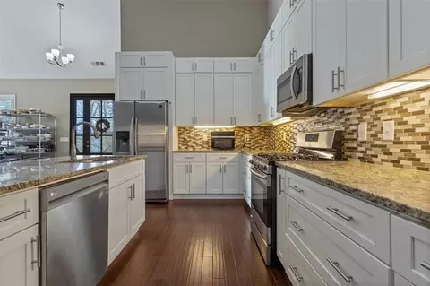Kitchen - 108 Madison Ct, Jasper, GA 30143 photo 4 of 4