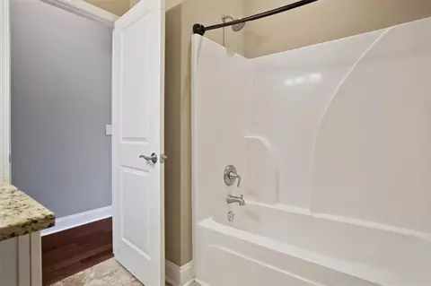 Bath - 108 Madison Ct, Jasper, GA 30143 photo 7 of 7