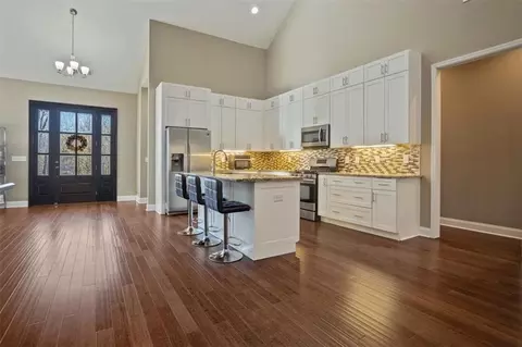 Entry Way - 108 Madison Ct, Jasper, GA 30143 photo 2 of 2