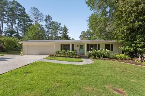 2558 Sunny Ln SE, Marietta, GA 30067