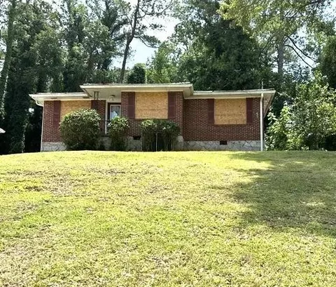 3713 Glenwood Rd, Decatur, GA 30032