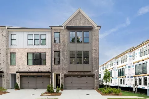 2255 Crestview Dr NE #43, Atlanta, GA 30319