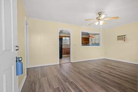 Living - 133 Rolling Acres 2nd St, Calhoun, GA 30701 photo 1 of 4
