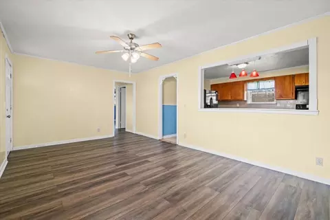 Living - 133 Rolling Acres 2nd St, Calhoun, GA 30701 photo 4 of 4