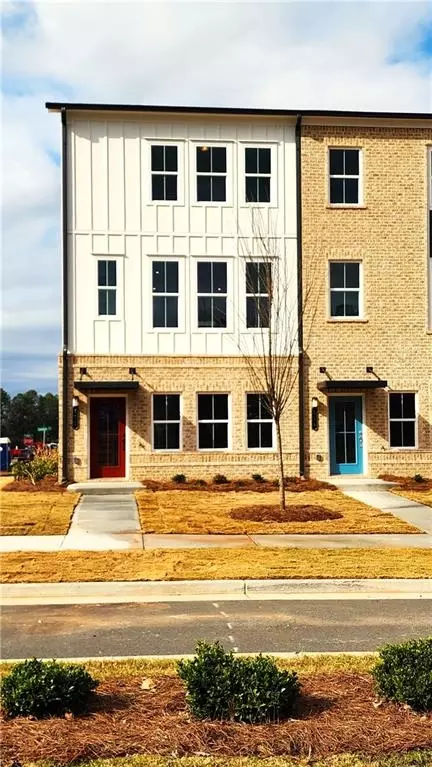 800 Cameron Trl, Acworth, GA 30102