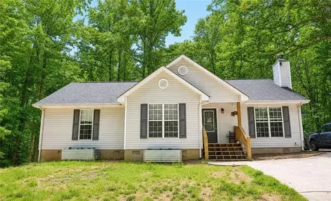 2033 Carson Segars Rd, Maysville, GA 30558