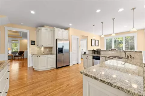 526 Orchard Dr, Clarkesville, GA 30523 photo 10