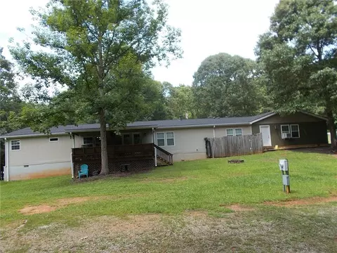 416 Old Jones Rd, Whitesburg, GA 30185
