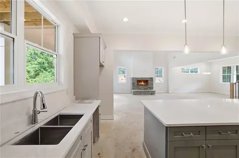 Kitchen - 109 Grove Park Dr, Cornelia, GA 30531 photo 3 of 4