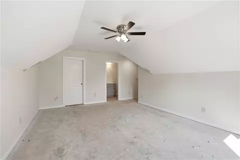 Bedroom - 109 Grove Park Dr, Cornelia, GA 30531 photo 9 of 11