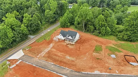 View/Area - 109 Grove Park Dr, Cornelia, GA 30531 photo 7 of 7