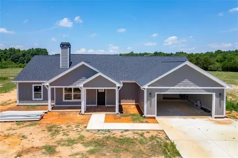 102 Creek Stone Dr, Hartwell, GA 30643