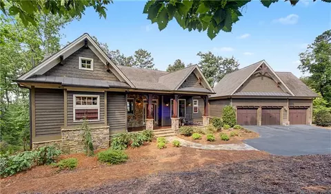 851 Skyline Dr, Jasper, GA 30143