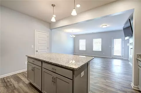 261 Dupont Dr, Cartersville, GA 30121 photo 6