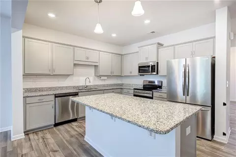 261 Dupont Dr, Cartersville, GA 30121 photo 5