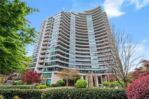 700 Park Regency Pl NE #1203, Atlanta, GA 30326
