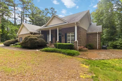 Exterior - 235 Lummus Rd, Covington, GA 30016 photo 4 of 12