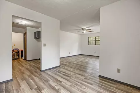 Living - 181 Lower Wirebridge Rd, Stephens, GA 30667 photo 4 of 4
