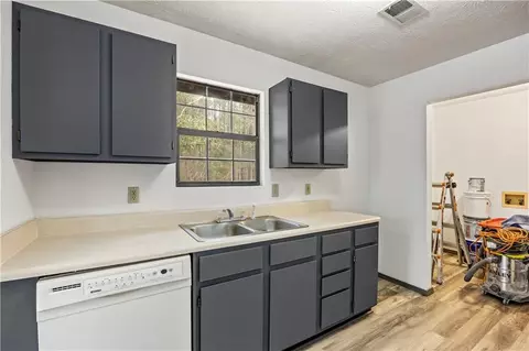 Kitchen - 181 Lower Wirebridge Rd, Stephens, GA 30667 photo 1 of 2