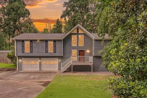 1046 Washington Ave, Woodstock, GA 30188