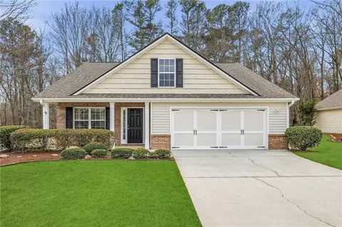 326 Briarcrest Dr, Jefferson, GA 30549