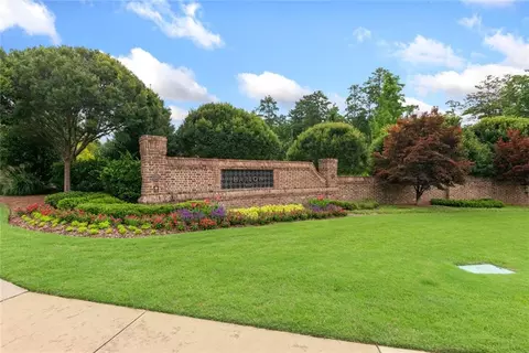 1002 Milhaven Dr #61, Roswell, GA 30076