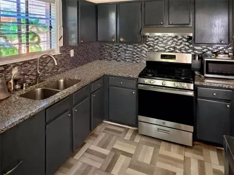 5687 Pine Meadows Ct, Morrow, GA 30260 photo 5