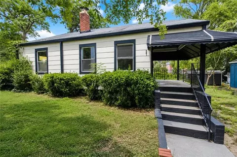 541 W Lake Ave NW, Atlanta, GA 30318