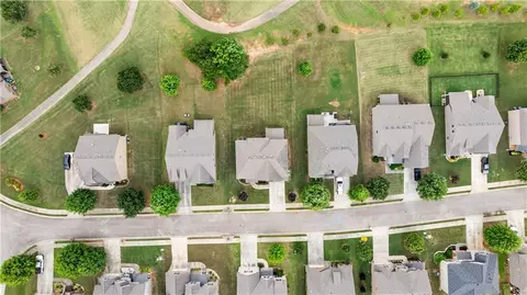 View/Area - 3256 Alhambra Cir, Hampton, GA 30228 photo 4 of 9